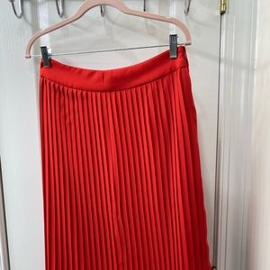 Red banana republic factory midi pleated skirt